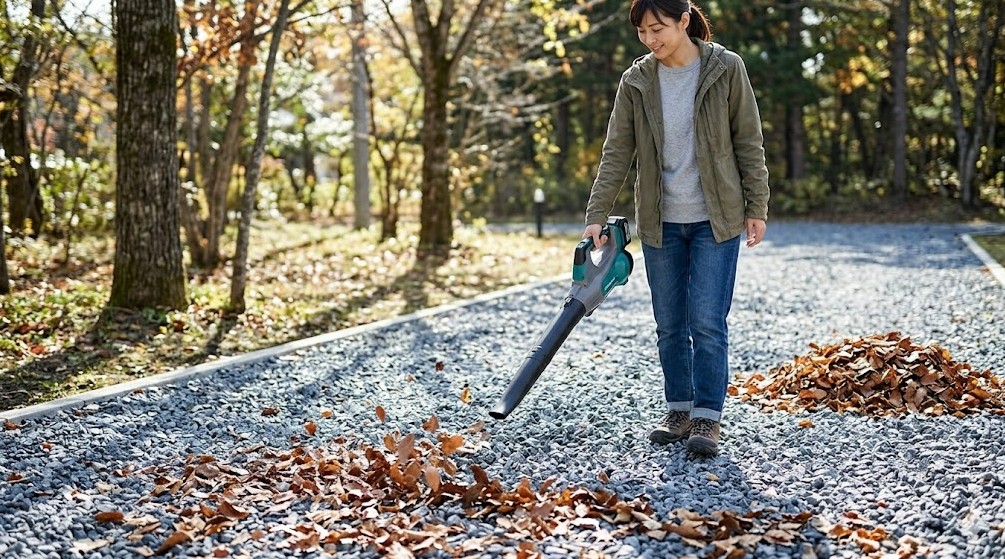 落ち葉掃除やメンテナンスの手間を減らすコツ